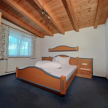 Gsoerhof Apartment Sankt Anton am Arlberg